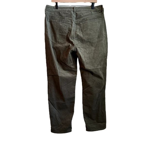 BNWOT Old Navy OG High Waisted Corduroy Straight Pants in Olive - Picture 8 of 8